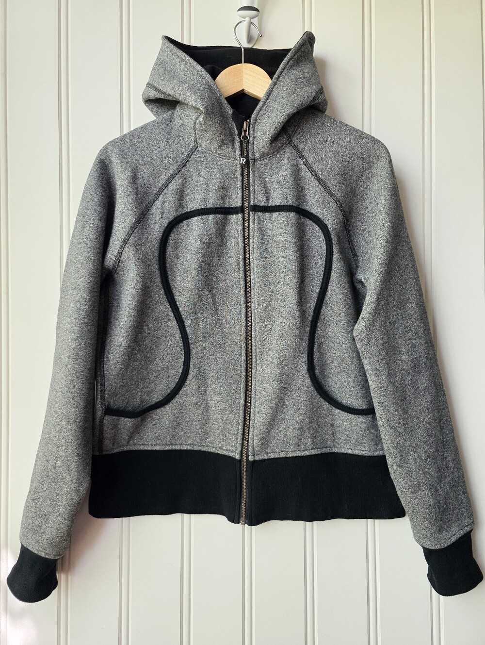 Lululemon Scuba Full Zip Hoodie Grey Black Size 12 - Picture 1 of 9